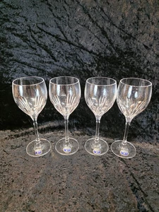 JUEGO DE 4 COPAS DE VINO BOHEMIA CZEH CRISTAL DE PLOMO CORTADO A MANO 24% PBO - Imagen 1 de 8