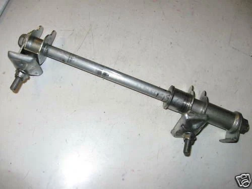 99-02 铃木 GZ250 后轴和链条调节器 GZ 250 1999 2000 2002 2002 — 第 1/1 张图片