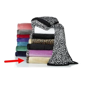 Concierge Collection Soft & Cozy 50" x 60" Throw - Beige Leopard 3J47H - Picture 1 of 2