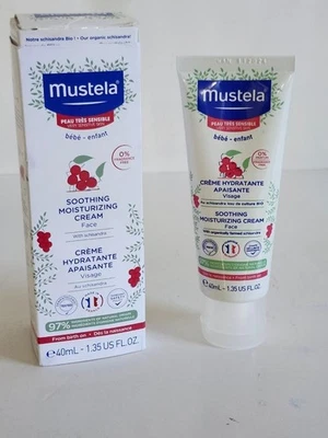 Mustela, crema facial hidratante calmante con Schisandra, sin fragancia, 1,35 fl oz Foto 1 de 4