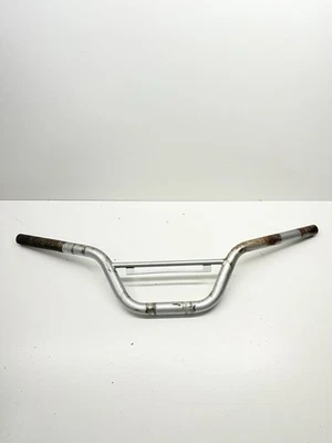 Manillar Yamaha PW80 1995 manillar OEM 3RV-26111-00-00 Foto 1 de 4