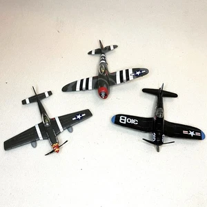 f4u Corsair & Dinky Diecast WW II Jagdpläne Lot 3 - 301B, 510, 47D *LESEN - Bild 1 von 12
