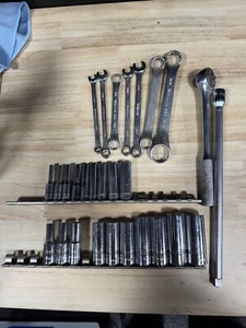 Lot Vintage J. H. WILLIAMS USA 3/8" B-52 Superratchet Sockets Wrench Tools - Picture 1 of 20