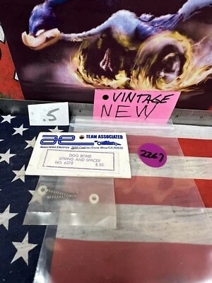 VINTAGE TEAM ASSOCIATED NO.6372 Dogbone Springs & Spacers for: RC10 RC10T -NEW- - Image 1 of 4