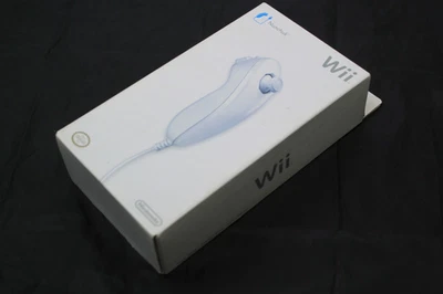 Controlador Nintendo Wii OEM RVLAFW1 Blanco Nunchuk Nuevo Foto 1 de 4