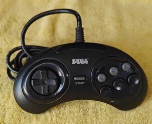 Sega Genesis 6 button Controller Model MK-1653 OEM Clean and Tested - Picture 1 of 4