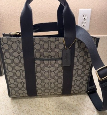 Coach crossbody purse new, 13" L x 10" Tall x 4" wide. Excellent condition - Image 1 of 2