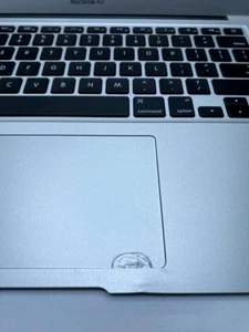 Apple MJVE2LL/A MacBook Air 13” Laptop 1.6GHz Core i5-5250U 8GB RAM 256GB SSD - Picture 1 of 9