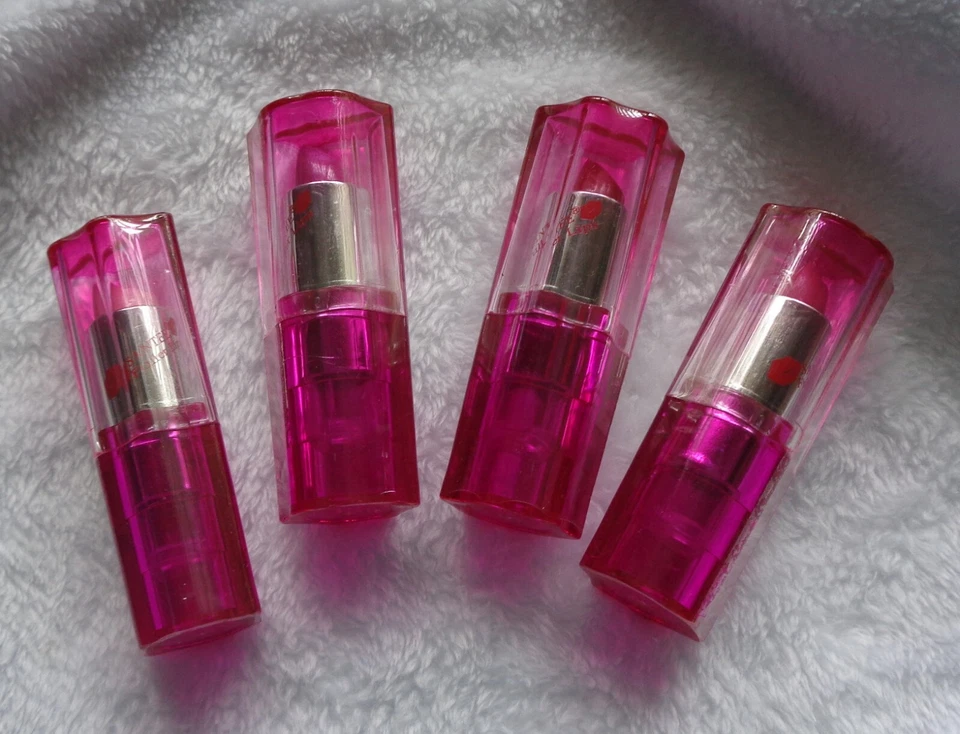 New Santee Fuller Lips Lipstick Choose Your Shade - Image 1 of 1