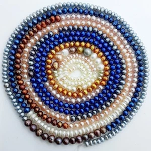 575 ASSORTED FRESH WATER PEARL BEADS VARIETY OF SHAPES COLORS SIZES 4mm-6mm - Picture 1 of 3