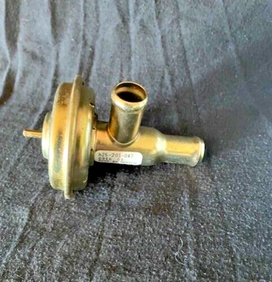 Four Seasons 74604 Vacuum Open Non-Bypass Heater Valve - Image 1 of 3