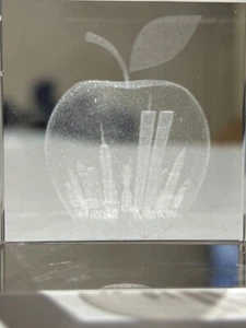 Pisapapeles Crystal Impressions arte láser vidrio Nueva York Ciudad de Nueva York SIN CAJA - Imagen 1 de 5