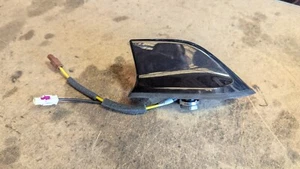 NISSAN JUKE ROOF AERIAL ANTENNA MK2 F16 (2019-2023) - Picture 1 of 10