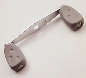 Pieza de carrete embajador con mango Abu Garcia (plateado, pequeñas perillas gris claro) - Imagen 1 de 3