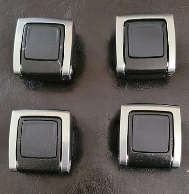 Jeep Wrangler 2018-2024, amarres de carga Wagoneer OEM MOPAR 68419014AA. Juego de 4 Foto 1 de 3