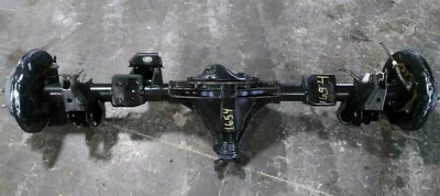 2015-2020 CADILLAC ESCALADE 6.2L REAR AXLE ASSEMBLY 9.75" RING GEAR 3.23 RATIO - Image 1 of 4