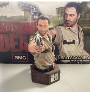 THE WALKING DEAD SHERIFF RICK GRIMES MINI BUST LIMITED  706 DI 1850 GENTLE GIANT
