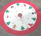 Christmas Tree Skirt in Felt handmade with x-mas Figures 45 inches in Diameter 