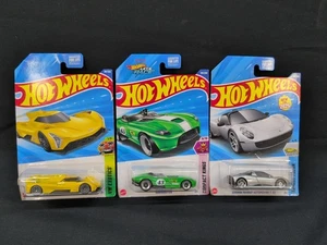 Hot Wheels Cadillac GTP & RRRoadster & Gordon Murray Automotive T.33 3 Stück (60858) - Bild 1 von 7