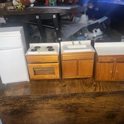 1980's VTG Handmade Doll House Miniature Kitchen 4-Pc Stove,Sink,fridge,cabinet - Photo 1/4