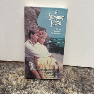 A Summer Place VHS Movie 1995 Sandra Dee Donahue New Factory Sealed - Foto 1 di 6