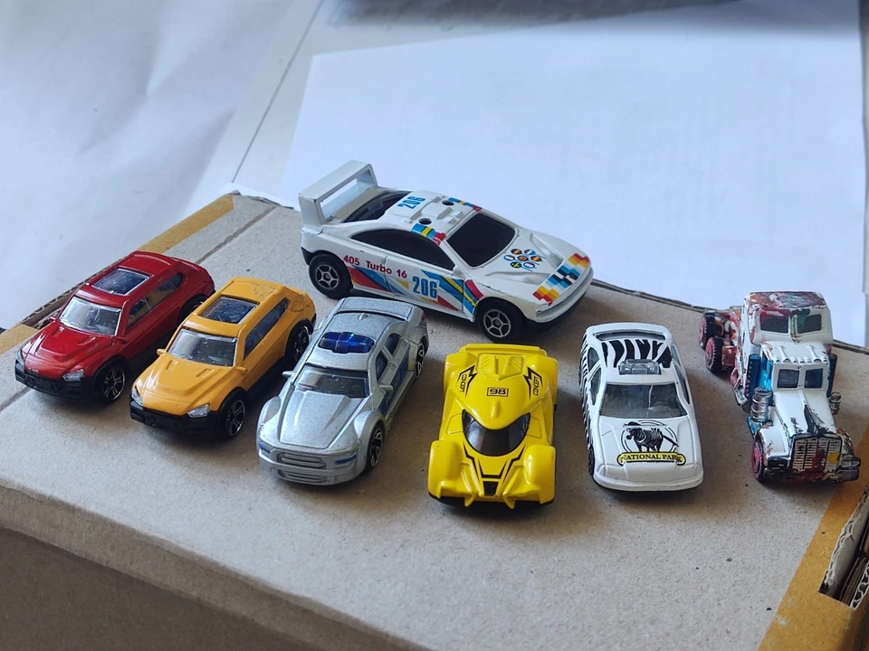 Juego 7 Coches Peugeot 405 Turbo 16 Coche Policía Parque Nacional Cebra Camión Coche Foto 1 de 4