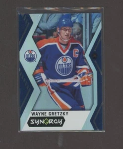 2017-18 Synergy Blue #50 Wayne Gretzky - Picture 1 of 1
