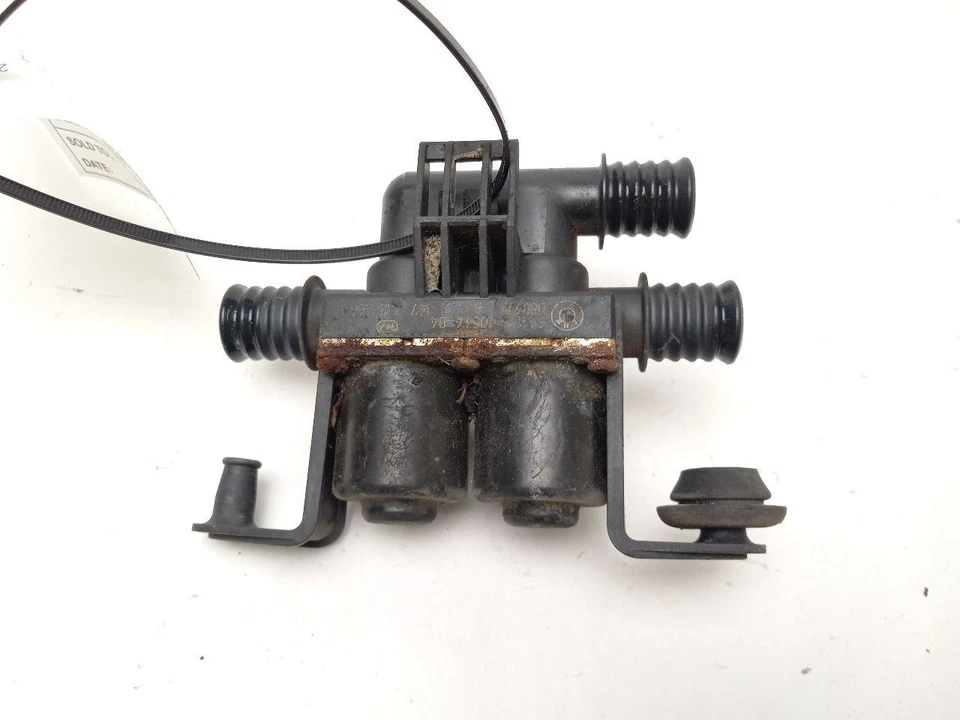 HEATER CONTROL WATER VALVE FOR BMW X5 2007 - 2018 PN 64116910544 - Image 1 of 4