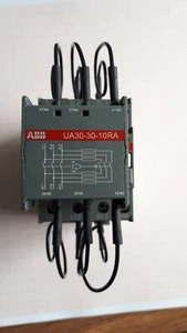 Contacteur ABB UA30-30-10RA Bouts Bobine 230 Vca , 30 Kvar -400 V, Avec No - Picture 1 of 5