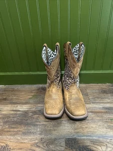 Size 10 Woman’s Laredo Cowgirl Boots - Picture 1 of 7