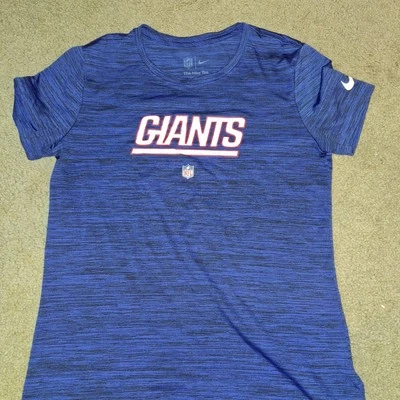 Womans New York Giants Dri-Fit Shirt Size Small - Image 1 of 4