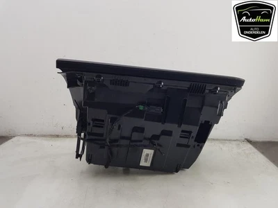 SCOMPARTIMENTO PORTA GUANTI Volvo V60 II (ZW) 2021 31477861 / 31688380 Foto 1 de 4