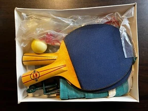 Juego de Ping Pong Neiman Marcus Vintage con Caja - 2 Paletas, Pelotas y Red - Imagen 1 de 3