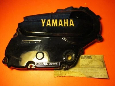 NUEVO DE LOTE ORIGINAL 1981 YAMAHA XJ650L CUBIERTA CÁRTER 4W5-15411-00 OEM Foto 1 de 2