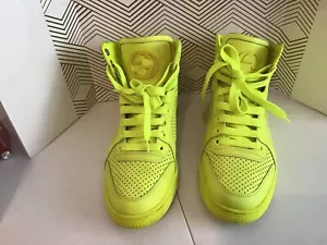 Authentic Gucci Neon Yellow Lace Up Sneakers Sz 37 USA 7 Made In Italy - Picture 1 of 6