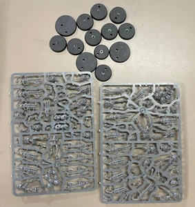 Warhammer 40K 13x NOS Necron Warriors W/ Scarab Swarms - Picture 1 of 1