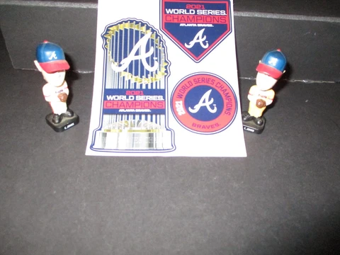 Vintage/MINIATURE/MLB/LOT(BRAVES/BOBBLEHEAD/C/JONES/2021/CHAMPION/DECALS)Nice Cover