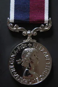  (SILVER) RAF  LONG SERVICE GOOD CONDUCT  MEDAL (LSGC) - Picture 1 of 2