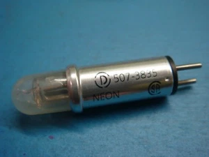 (1) DIALIGHT 507-3835-0935-600 3/8" Bi-Pin NEON Lamp WHITE STOVEPIPE PANEL MOUNT - Picture 1 of 3