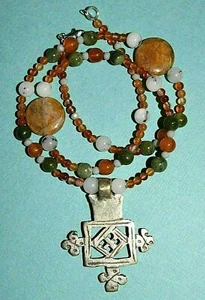 Collar de cruz cristiana etíope cornalina serpentina cuarzo brandy cuentas de ópalo - Imagen 1 de 4