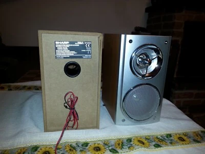 CASSE AUDIO SHARP CP-UH4H da scaffale - Immagine 1 di 2