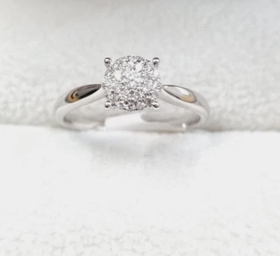 Engagement Ring 9ct White Gold Natural Diamonds Ring Size N 3/4 0.15ct - Image 1 of 4