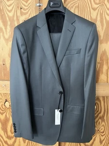 VERSACE COLLECTION Gray 2 Button Men’s Suit Sz 50 W 32 NEW Athletic fit - Picture 1 of 9