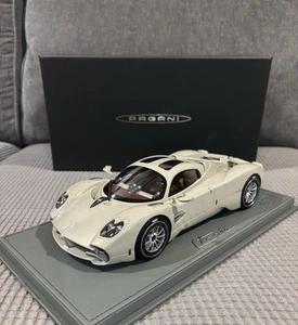 1:18 BBR Pagani Utopia Grigio Rinascimento Limited Edition With Display Case - Picture 1 of 24