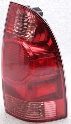 OEM Toyota Tacoma Right Passenger Side Tail Lamp Chrome Flaw 81550-04150 - Imagem 1 de 4