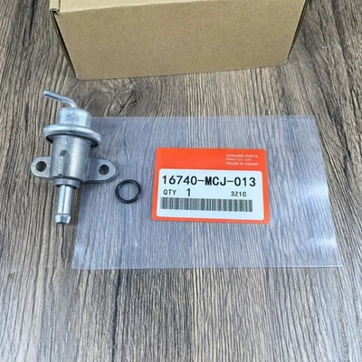 Regulador de presión de combustible OEM para Honda 2001 CBR929RR 2003 CBR954RR 16740-MCJ-013 Foto 1 de 3