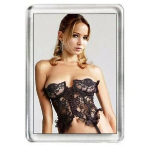 Jennifer Lawrence sexy Kühlschrankmagnet. 12 Bilder verfügbar. - Bild 1 von 13