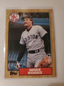 1987 Topps - #150 Wade Boggs ( Error  ) Has White Circle By His Name NM-MT 