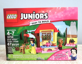 LEGO 10738 Juniors: Snow White's Forest Cottage **New** in Sealed Box - Retired