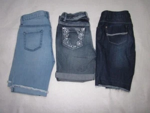 LOT OF 3 GIRLS SHORTS CAT & JACK MUDD INDIGO REIN SZ 12 EUC - Picture 1 of 10